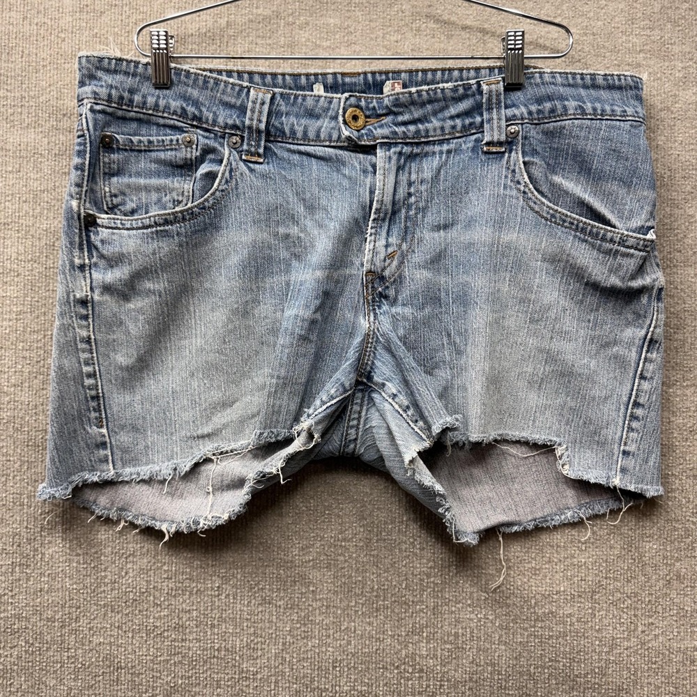 Levis Womens Light Wash Denim Cut Off Shorts‎ Low Rise Frayed Hem Blue Size 39W